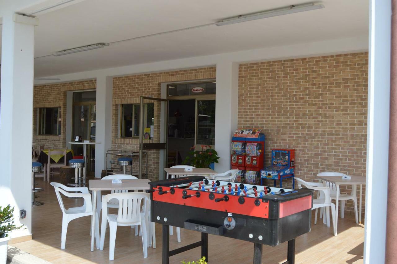 Camping Tre Archi Lido di Fermo Exterior foto