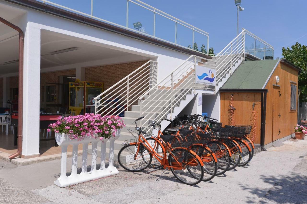 Camping Tre Archi Lido di Fermo Exterior foto