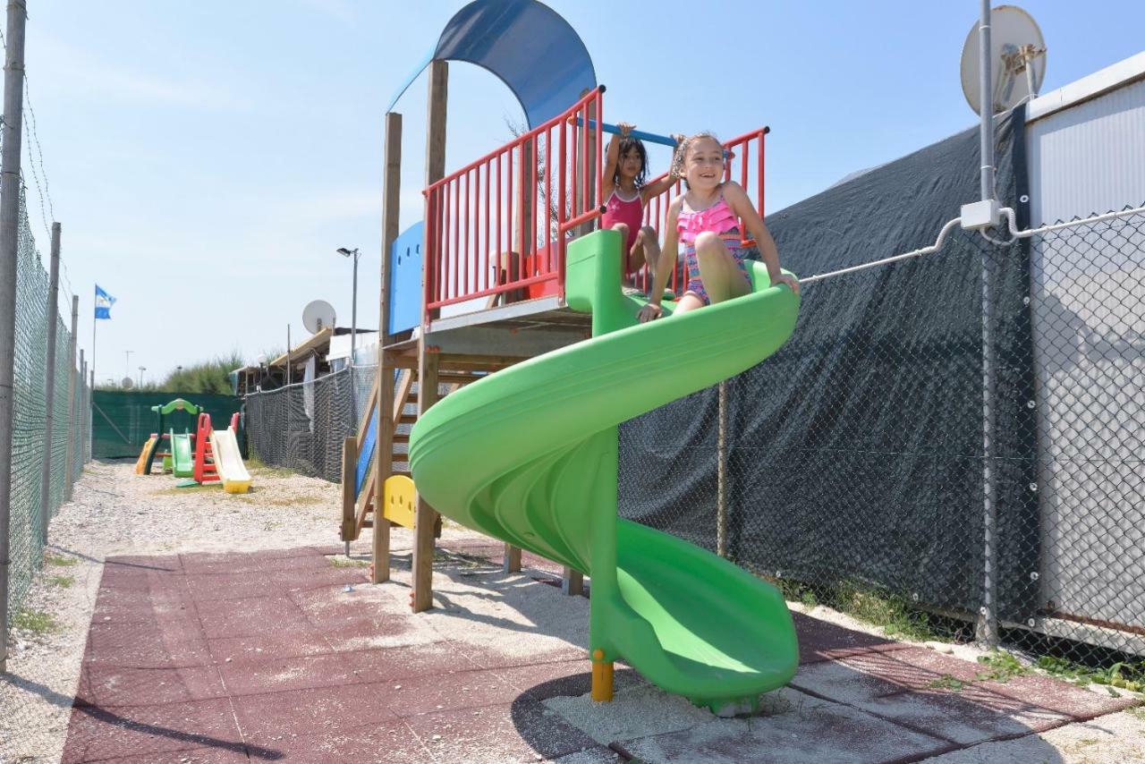 Camping Tre Archi Lido di Fermo Exterior foto