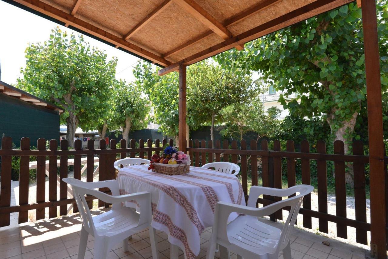 Camping Tre Archi Lido di Fermo Exterior foto