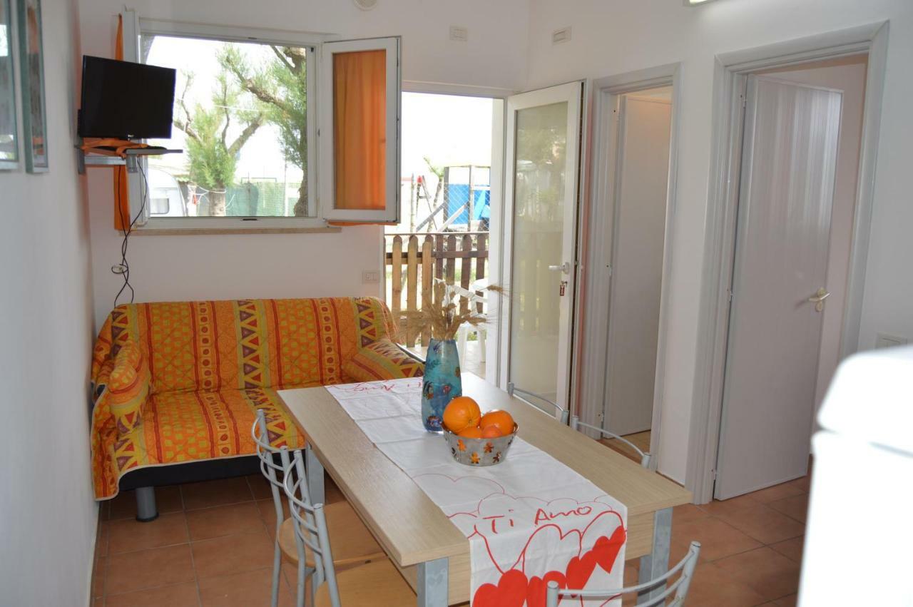 Camping Tre Archi Lido di Fermo Exterior foto